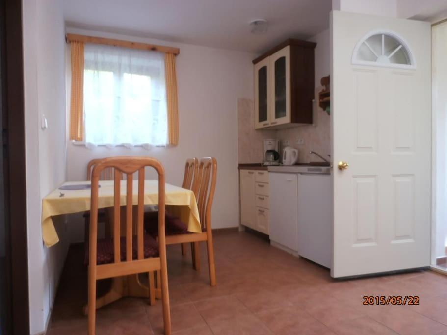 Ubytovani U Machova Jezera - Apartmany - Ludmila Grulisova Doksy  Dış mekan fotoğraf