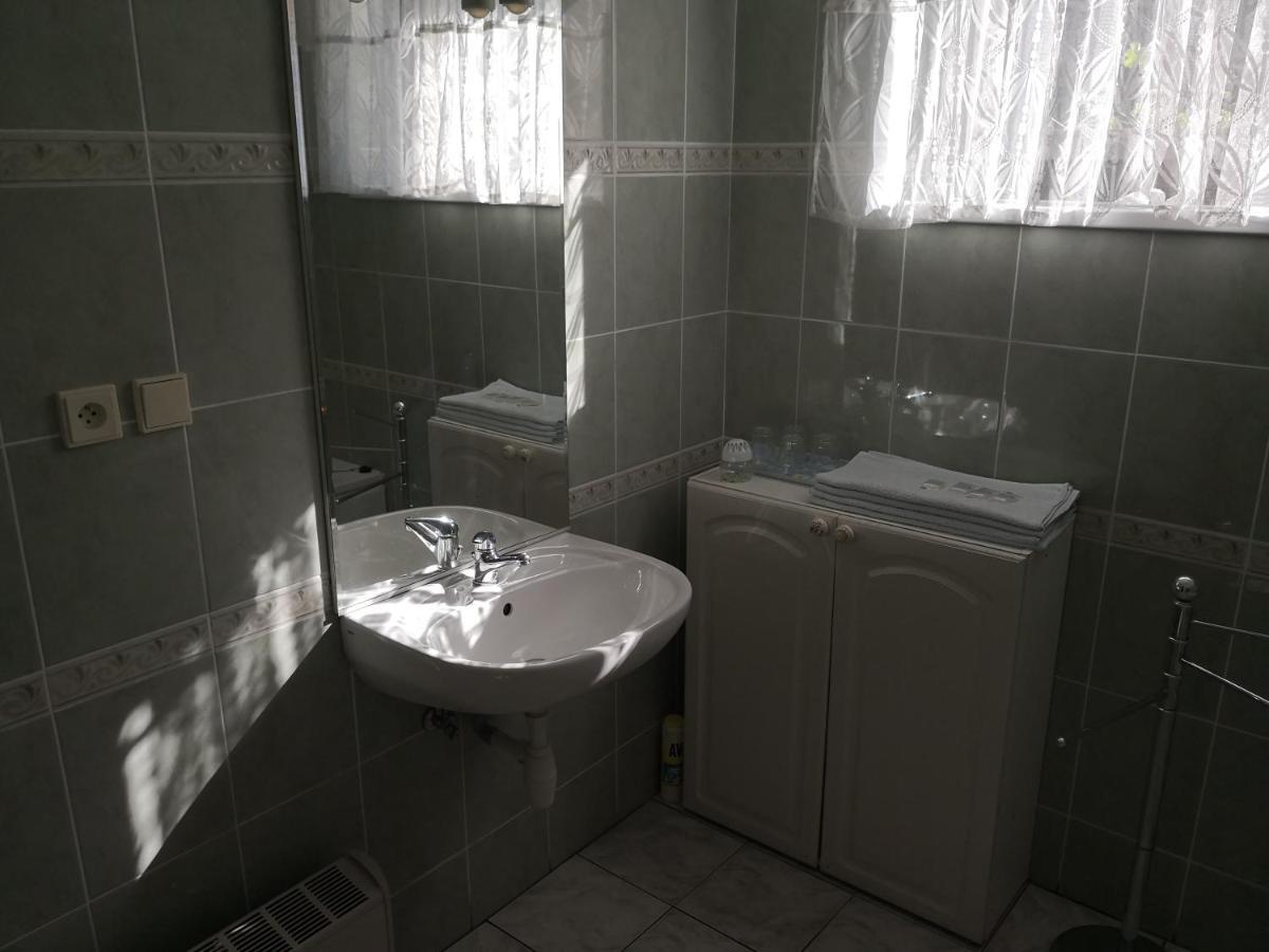 Ubytovani U Machova Jezera - Apartmany - Ludmila Grulisova Doksy  Dış mekan fotoğraf